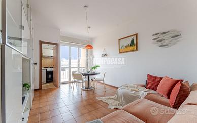 BILOCALE AL PIANO ALTO CON BALCONE