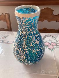 Vaso in vetro lavorato