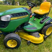 Trattorino tagliaerba john deere x165 come nuovo
