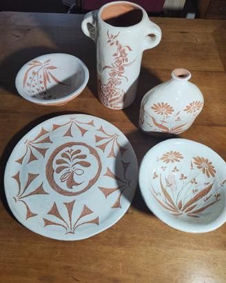 Set 5 pezzi in ceramica fatta a mano.
