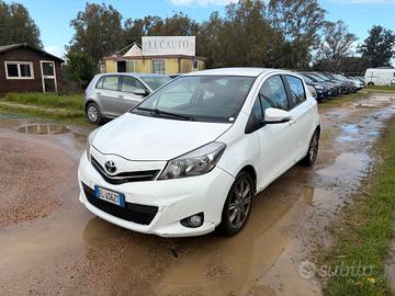TOYOTA YARIS 1.4 D4D 90CV ANNO 2012 AUTOMATICA