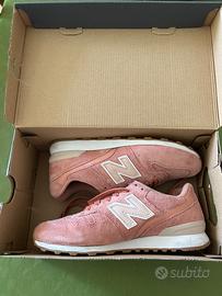 New Balance 996