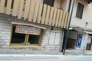 Locale uso negozio Via Marconi centro Roccaraso