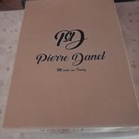 Sandali eleganti con zeppa