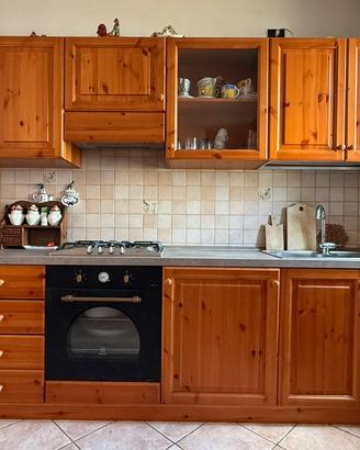 CUCINA IN LEGNO