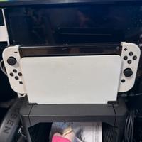 Nintento Switch pari al nuovo +custodia Mario bros
