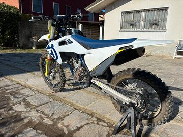 HUSQVARNA 250 FC 2020