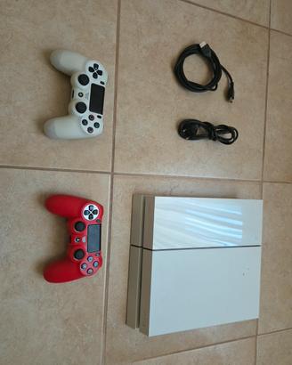 PlayStation 4 Bianca 1TB + 2 Controller e giochi