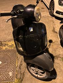 Vespa granturismo 125
