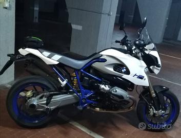 moto BMW HP2 Megamoto ABS
