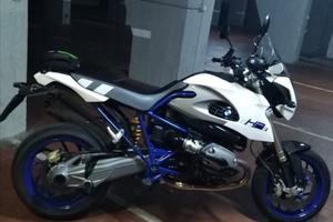 moto BMW HP2 Megamoto ABS