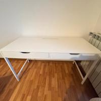 Scrivania Ikea
