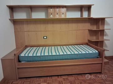 Arredo per camera, completa o articoli selezionati