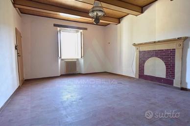 CASA DI CORTE A GALEATA