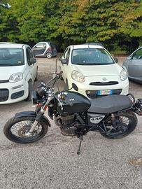 Motocicletta SWM SILVER VASE 440 2019