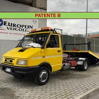 IVECO DAILY 35.10 CARROATTREZZI PATENTE B COMEAR S
