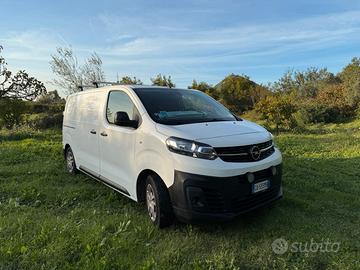 Opel vivaro 2020