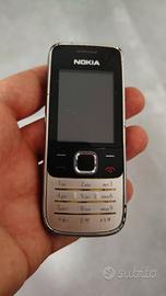Cellulare Nokia 2730 da collezione senza batteria
