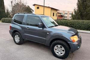 Mitsubishi Pajero 3.2 16V DI-D 3p.