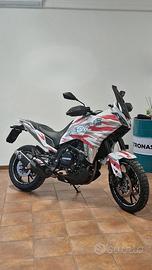Moto Morini X-cape 650 (35kw solo libretto)