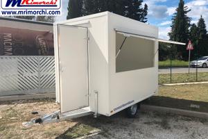 Rimorchio Street Food ed uso negozio su misura