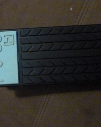 Boss FV-50 H Pedale volume per chitarra