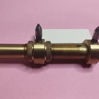 Smonta obbiettivi Grande Formato di precisione.