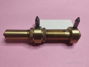 Smonta obbiettivi Grande Formato di precisione.