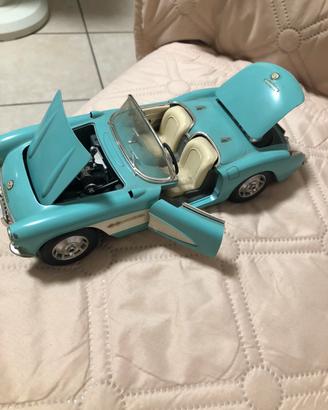 Chevrolet Corvette 1957 Burago 1/18