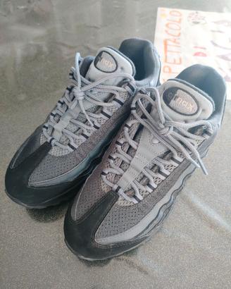 Nike AIR MAX 95 numero 40