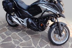 Vendita Honda NC750X DCT (2018) -