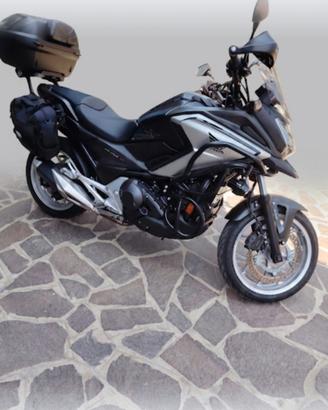 Vendita Honda NC750X DCT (2018) -
