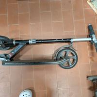 Monopattino alluminio richiudibile