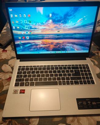 Acer Aspire A315 da 15" Full HD con Office 