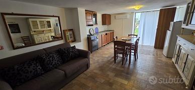 Bilocale ad 1 km dal mare