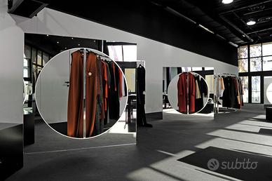 Appenderie/stand di Design Moda