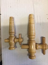 Rubinetto di legno  per botte