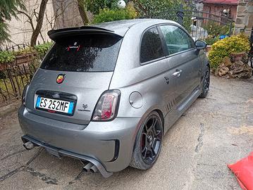 Abarth 595 competizione 