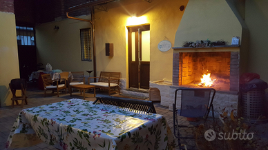 Casa indipendente e rustici completamente ristrutt