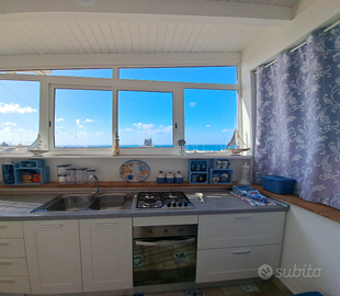 Terrazzo panoramico vista mare