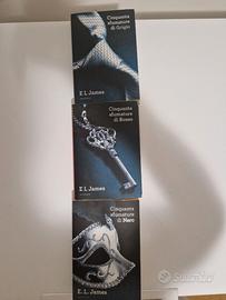 trilogia completa "Cinquanta Sfumature" di E. L. J