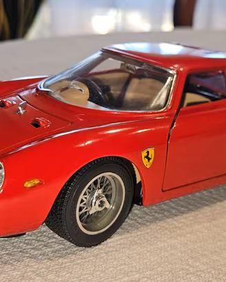 Burago Ferrari 250 Le Mans 1/18