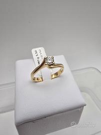 Solitario in Oro Giallo 18 Kt con Diamante 0.30 Ct