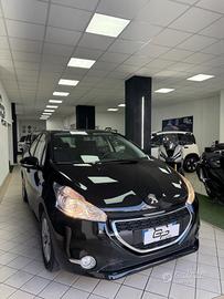 Peugeot 208 1.4 HDi 68 CV 5 porte Allure