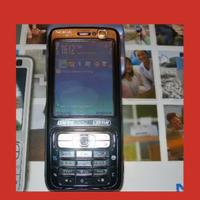 Nokia N73 completo di accessori Leggi