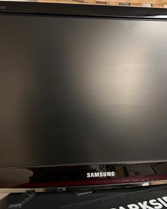 Tv toshiba 40 “ e samsung 19”