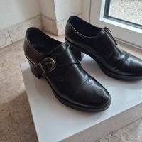 scarpe nere pelle lucida 35