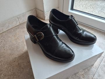 scarpe nere pelle lucida 35