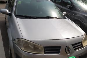 Vendi macchina Renault Megane