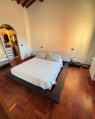 letto matrimoniale moderno effetto wengé +comodini